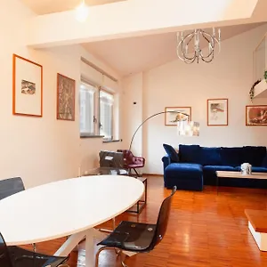 Navigli Design With Balcony Appartamento
